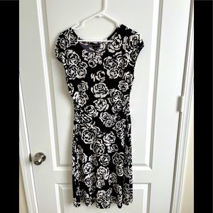 En Focus Jersey Floral Print Dress